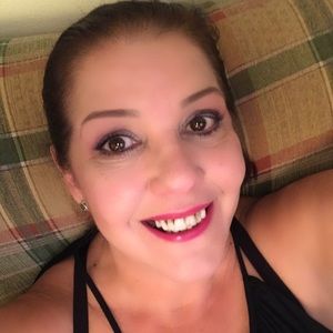 Meet your Posher, Jenny